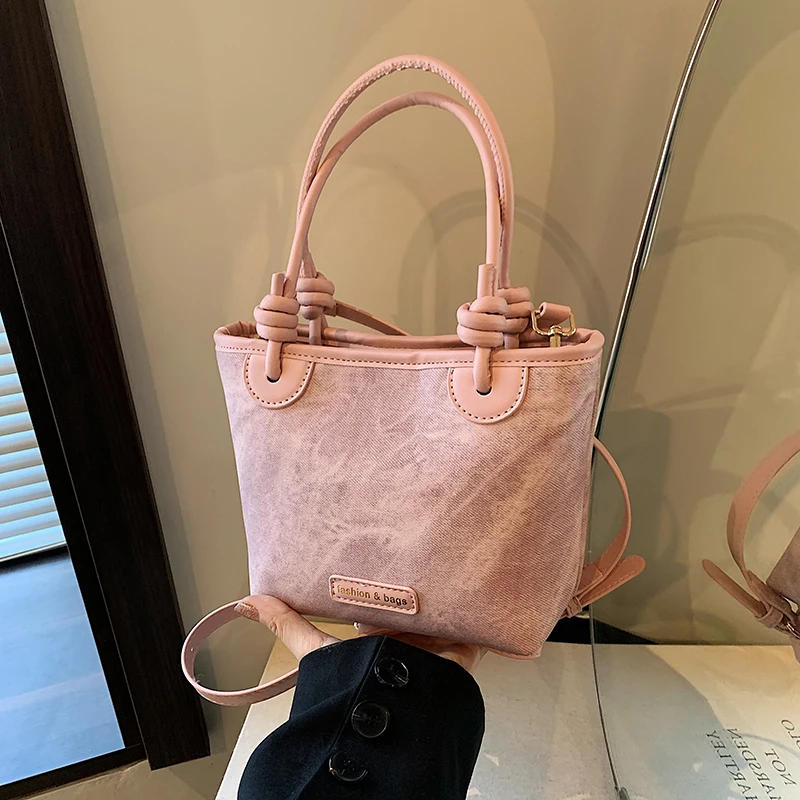 

Fashionable Handheld Bucket Bag for Women Korean Edition Instagram Trendy Versatile Shoulder Bag 2024 Summer New Casual Crossbod