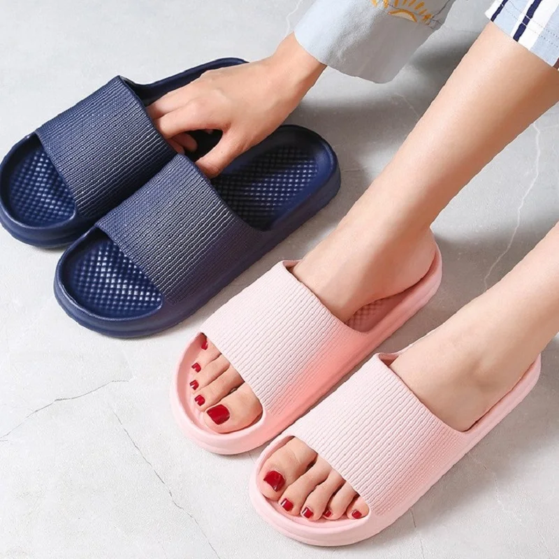 Summer Women Men's Slippers Fashion Soft Sole EVA Indoor Slides Bath Thick Platform Non-slip Flip Flops Bear Beach Ladie Sandals
