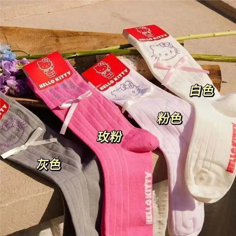 

Sanrio Hello Kitty Woman Stockings Cartoon Fashion Girls Rhinestone Bow Cotton Mid Calf Socks JK Lolita Cute Sweet Accessories