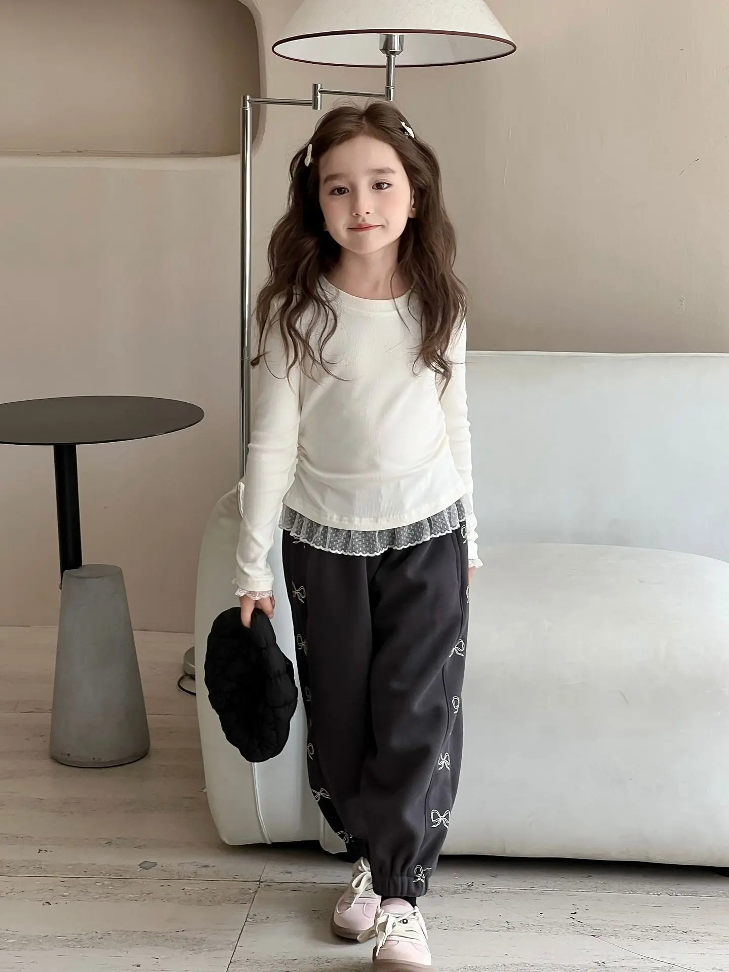 Camiseta de encaje para niñas, Top ajustado para niñas, suéter de punto versátil y elegante de alta elasticidad, otoño 2024