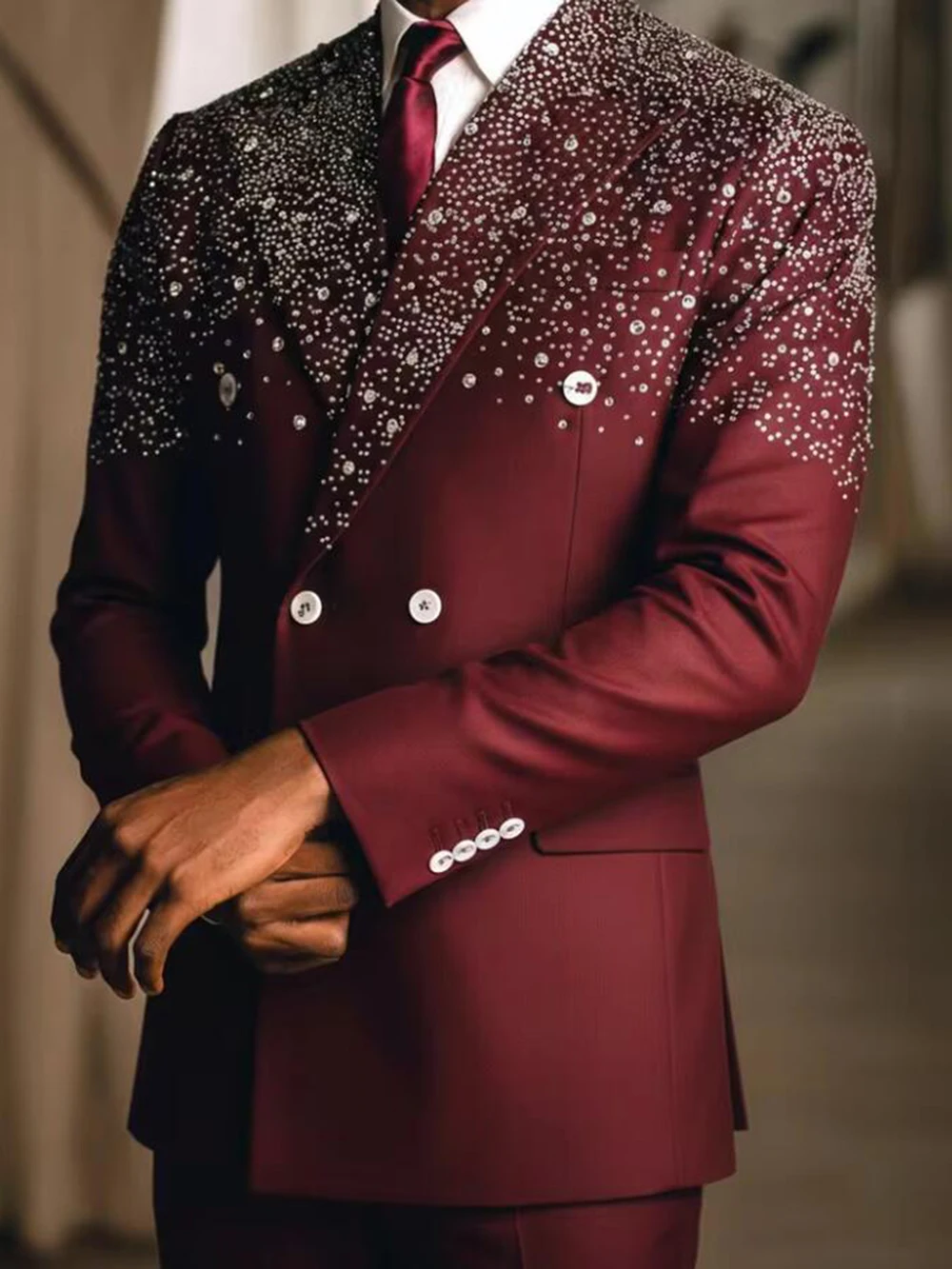 الحصري الديكور بلورات دعوى الرجال لحفل الزفاف مزدوجة الصدر سترة السراويل 2 قطعة مجموعة مأدبة العريس البدلات الرسمية مساء وتتسابق