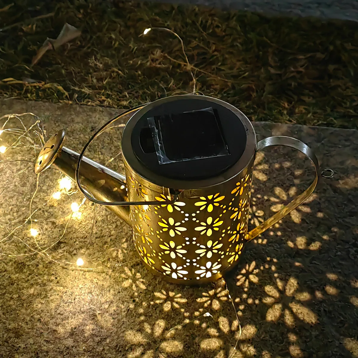 ‌Rustic Iron Flower Stake - Weatherproof, Romantic for Patio & Yard Decor