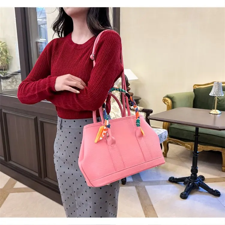 

2025 New Women's One-Shoulder Crossbody Bag - Versatile Large Capacity Handbag, Stylish & Spacious​​
