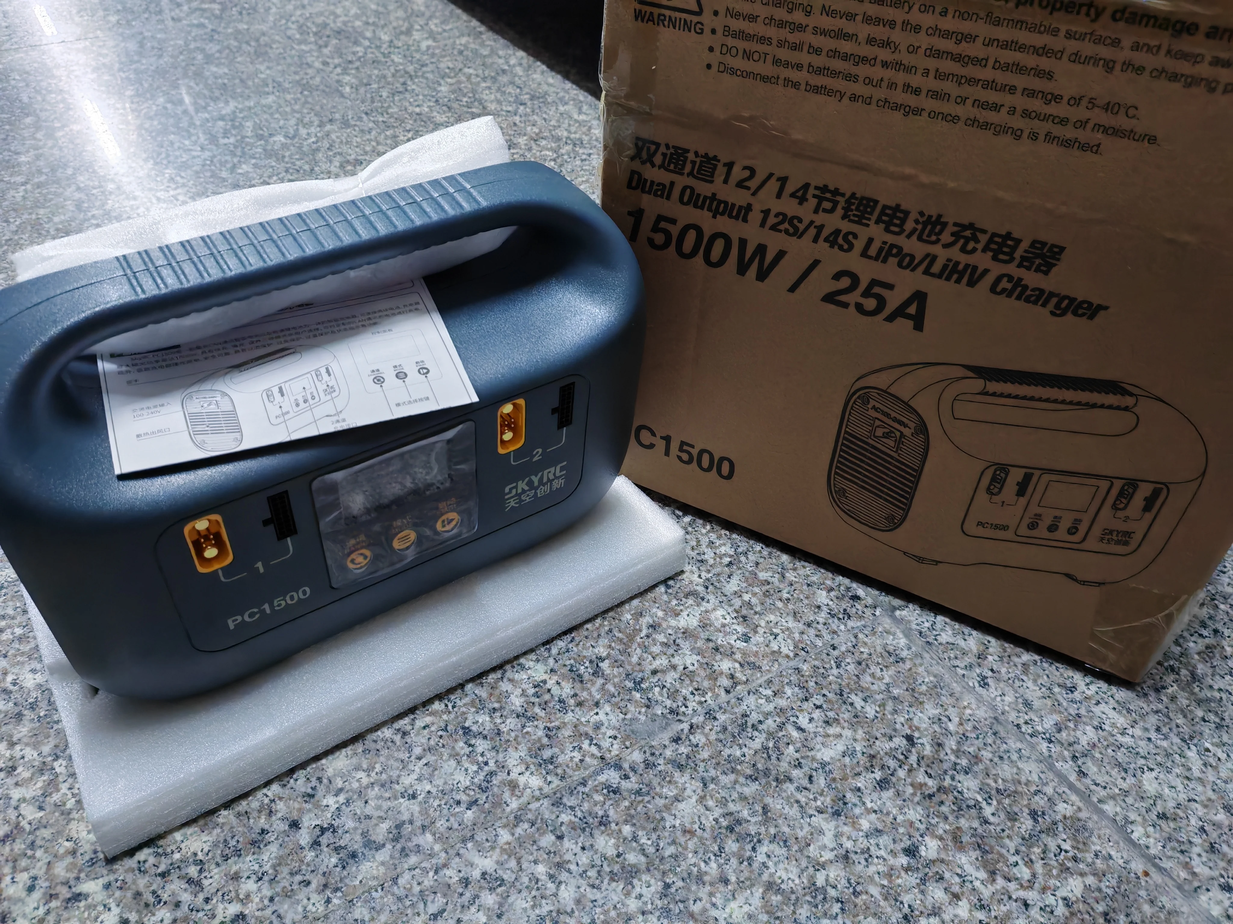 

SKYRC PC1500 25A 1214S 1500 Вт Зарядное устройство со встроенной промышленной шиной CAN для интеллектуального зарядного устройства для литиевых батарей