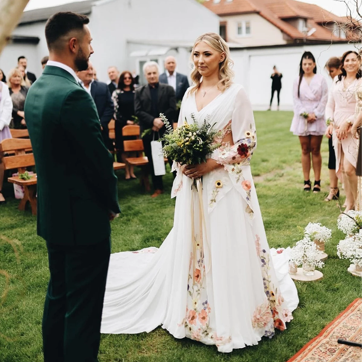 Long Flare Sleeves Backless Customized Plus Size Bridal Gowns Chiffon Colorful Flowers V Neck Embroidered Unique Wedding Dress