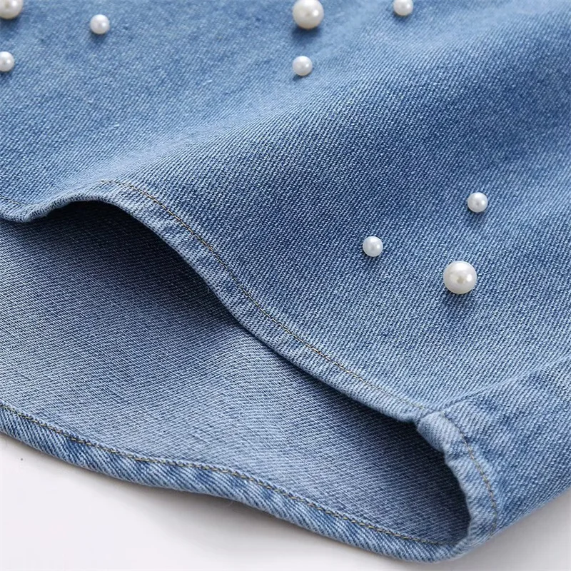 KEYANKETIAN Autumn New Women\'s Pearl Embellished Denim Shirt French Style Fashion Buttons Long Sleeve Loose Crop Top Chemise