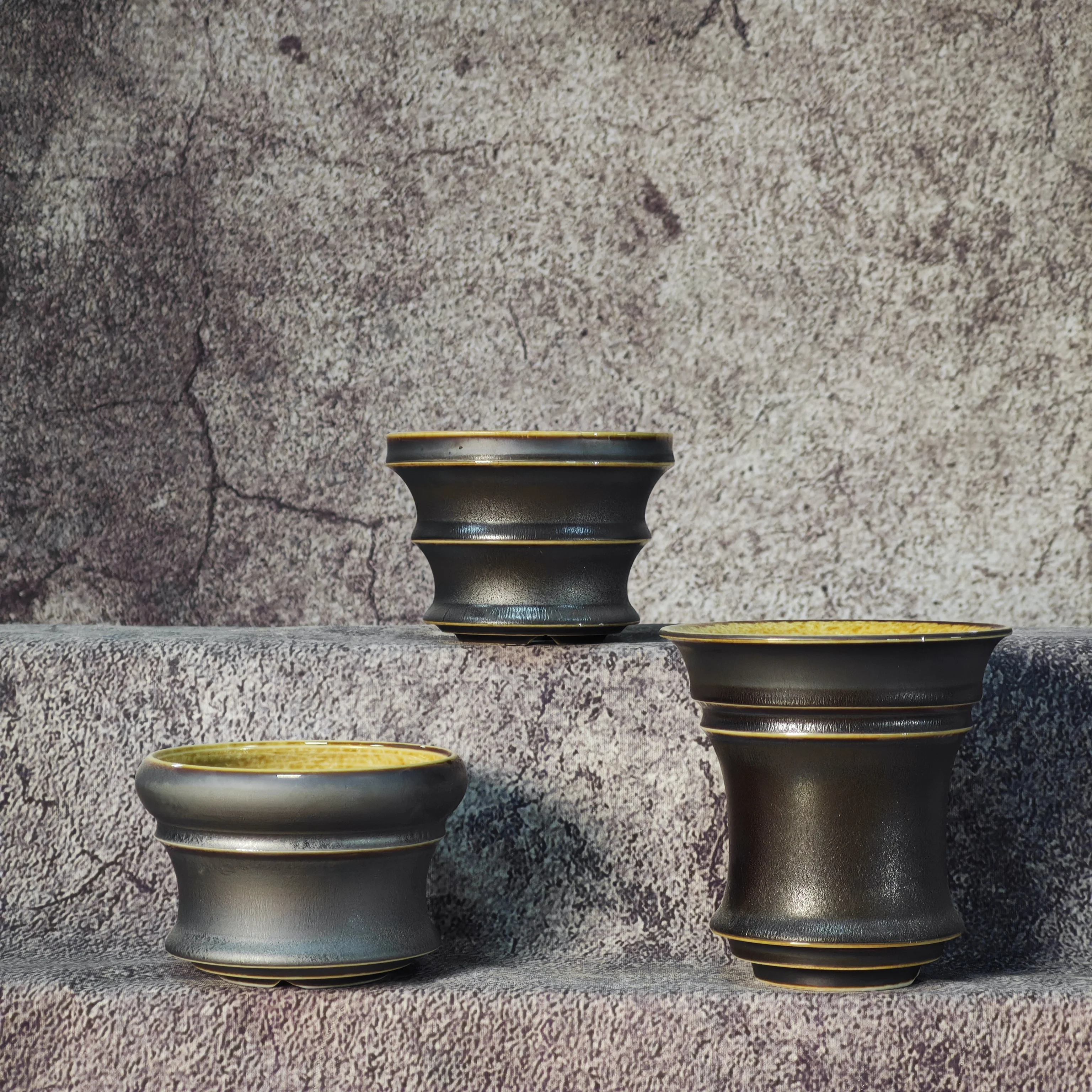 Small Handmade Black Gold Ceramic Pot Planter High-End Flower Pot for Succulent Cactus Bonsai Indoor Outdoor Planting