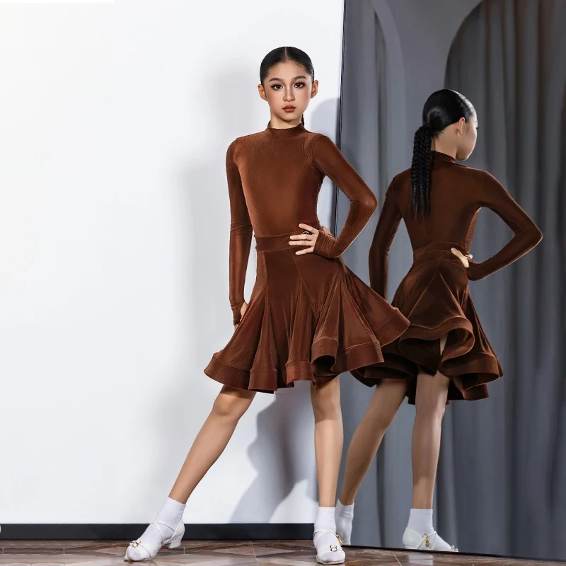 2025 Nieuwe Meisjes Lange Mouw Split Rok Pak Latin Dansvoorstelling Kostuums Competitie Regelgeving Kleding Danskleding DN 20688