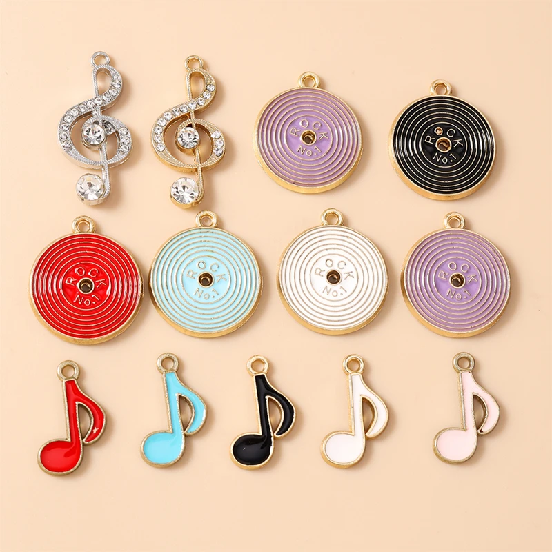 20 Stück niedliche, gemischte Emaille-Anhänger in Form von Musiknoten und Schallplatten zum Basteln von Ohrringen, Anhängern, Halsketten, Armbändern, DIY-Bastelarbeiten und Schmuckaccessoires. – Detail 1