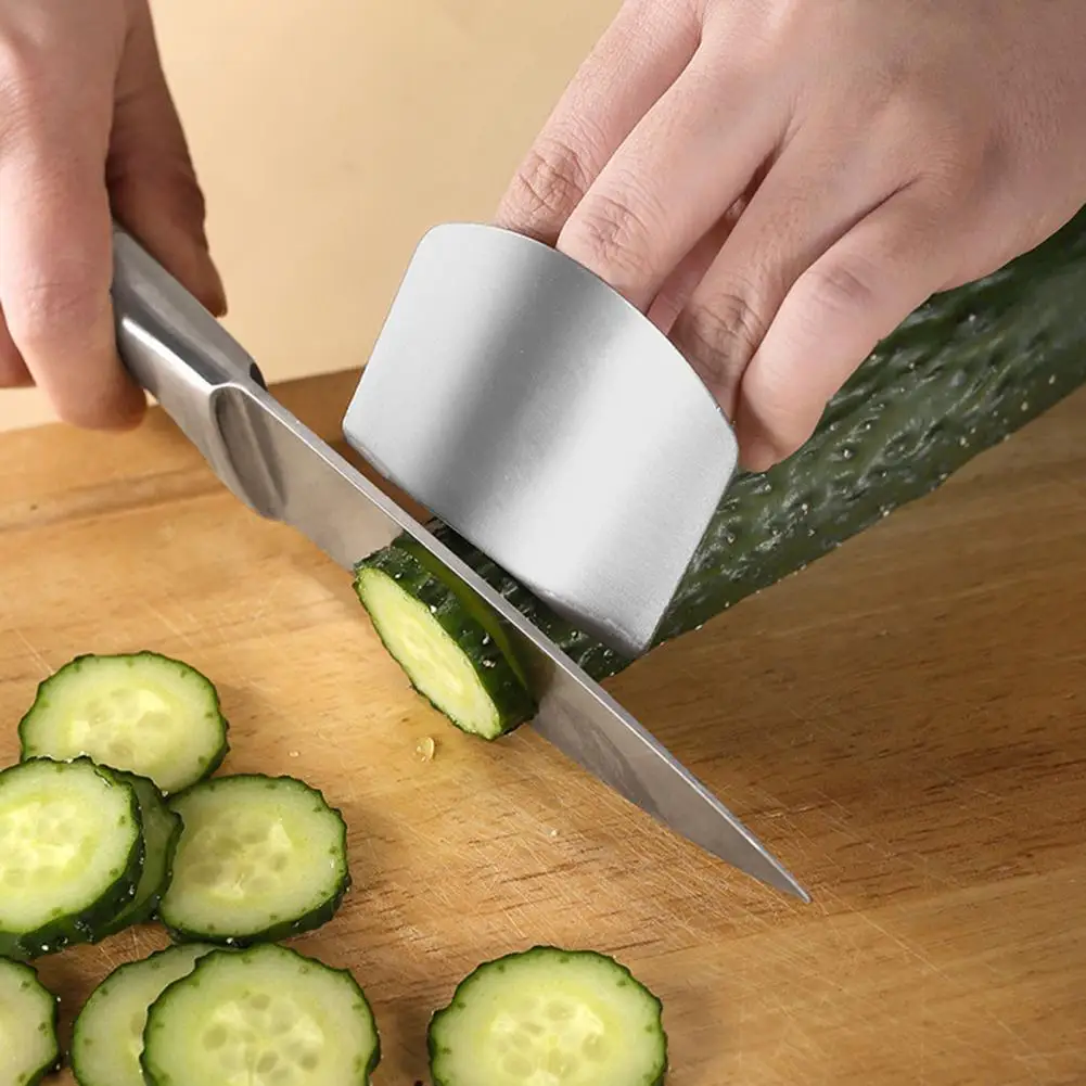 Kitchen Cut Finger Protector Tool Stainless Steel Finger Guard Safety Vegetable Cutter Kitchen Gadget Cut Finger for Efficient