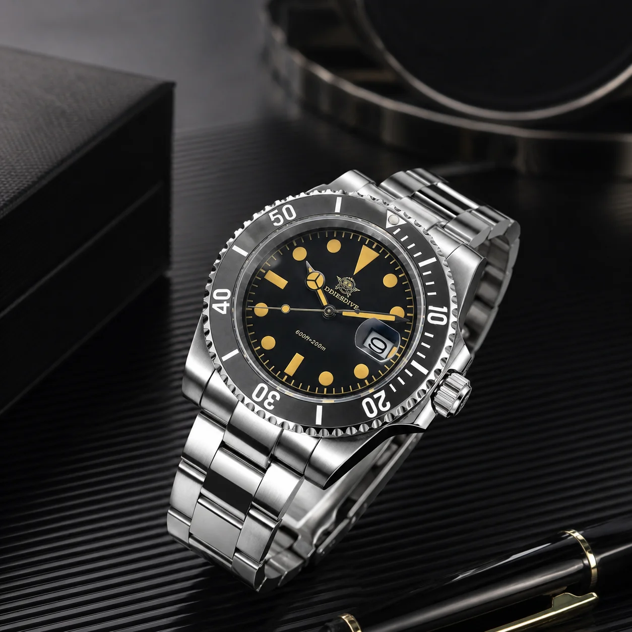 

ADDIESDIVE Quartz Watches For Man Luxury Ceramic Bezel Retro Luminous Stainless Steel Watch 200m Waterproof Swimming Watches