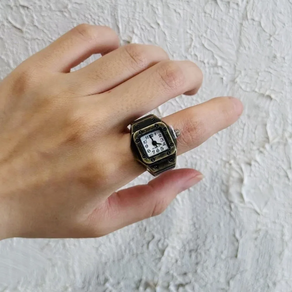 Cool Vintage Rings Jewelry Clock Heart Shape Alloy Roman Quartz Watch Creative Retro Finger Watch Ring Couple