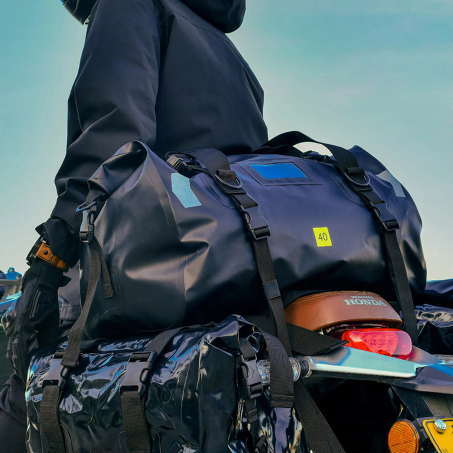 40L/66L 防水オートバイテールバッグ多機能耐久性のあるリアオートバイシートバッグ大容量オートバイバッグ