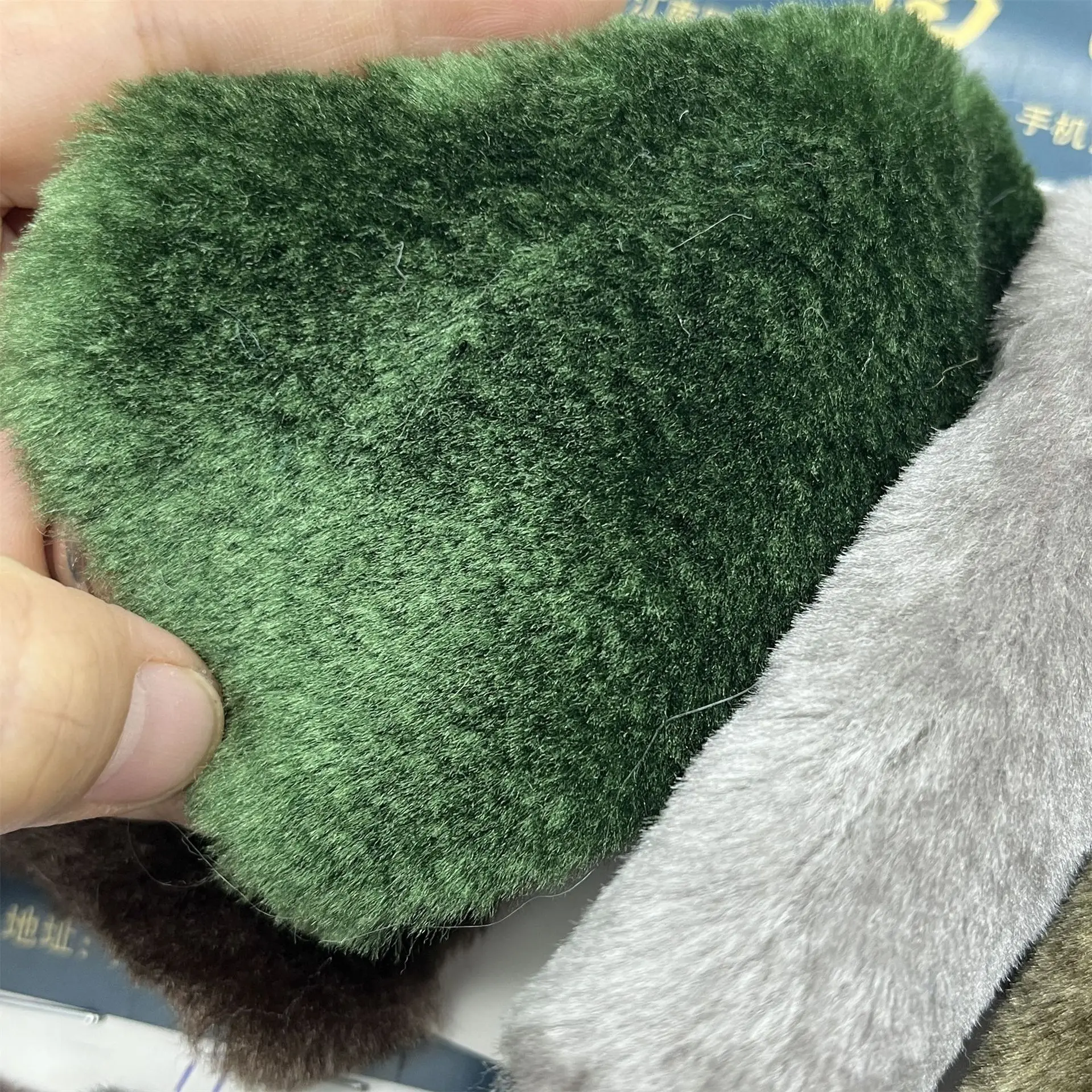 Reflective flat wool thickened fluffy flat cut Faux Rabbit Fur Fabric used for snow boots plush fabric