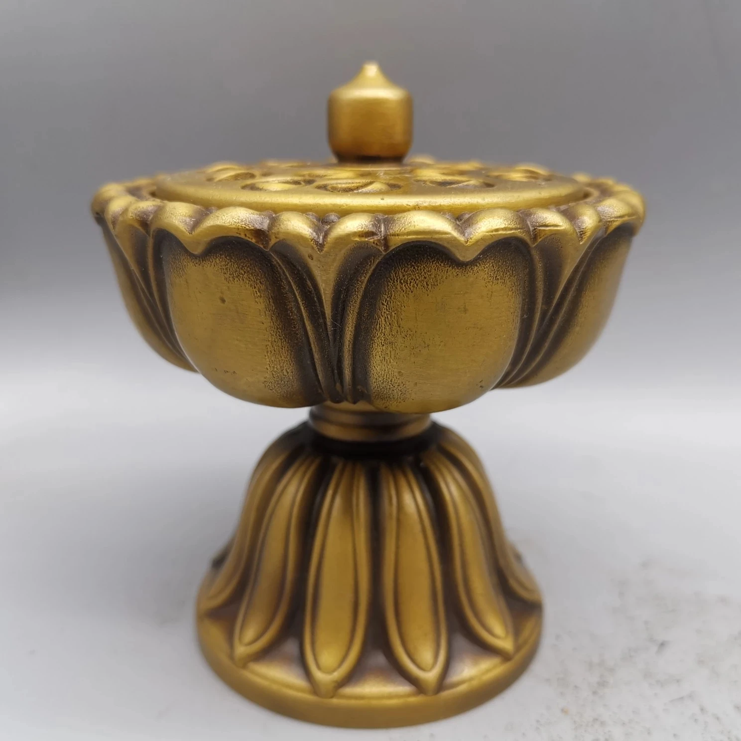 

Exquisite Retro Baolian Lamp Incense Burner Decorative Ornaments