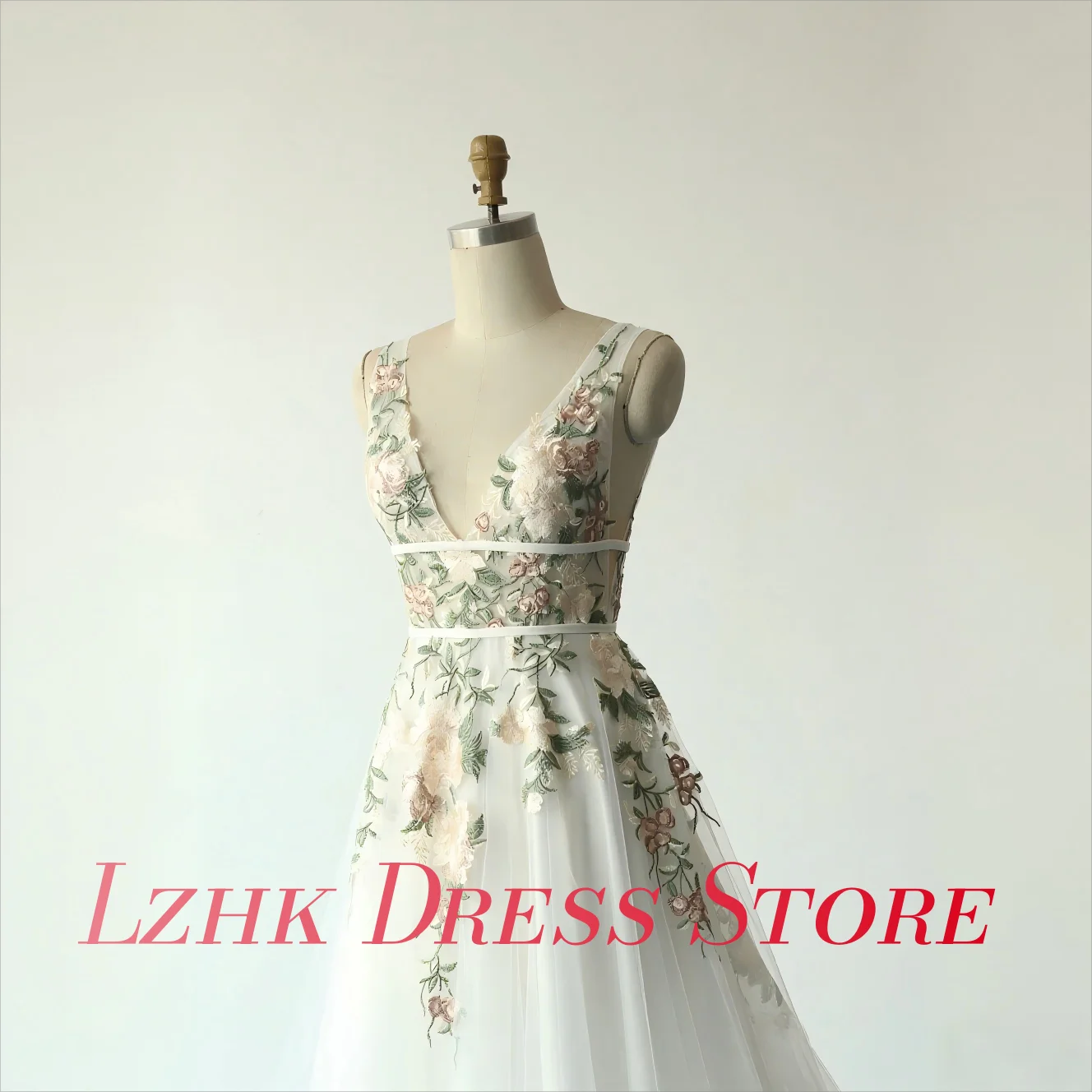 Personalizado Sexy Organza Apliques A-Line Vestido de Noite Gracioso Sem Mangas Com Decote Em V Até O Chão فستانmavera