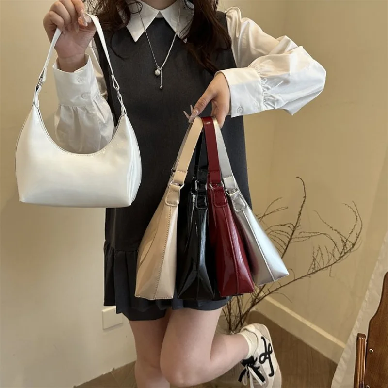 

Popular Classic High-End Leather Women's Crossbody Bag Luxury Brand Fashionable Elegant Stylish Accent Vintage Bag​
