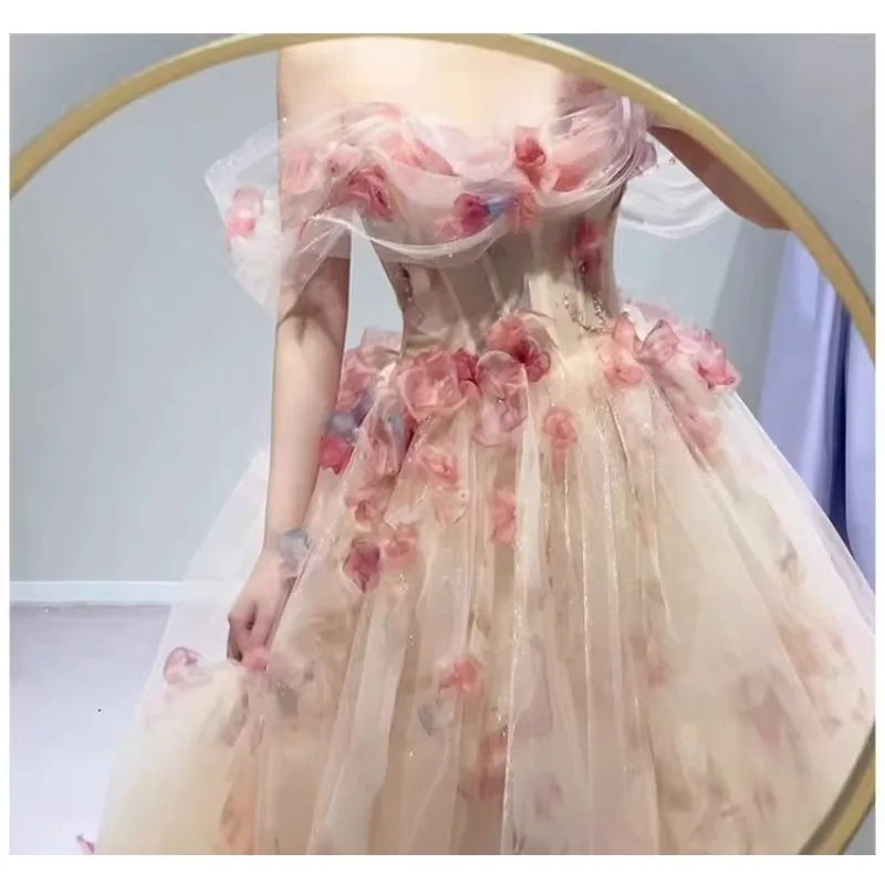 Women's High Quality Luxury Sweet Three Dimensional Flower One Shoulder Small Tail Wedding Dress Bridal Banquet Evening Dress