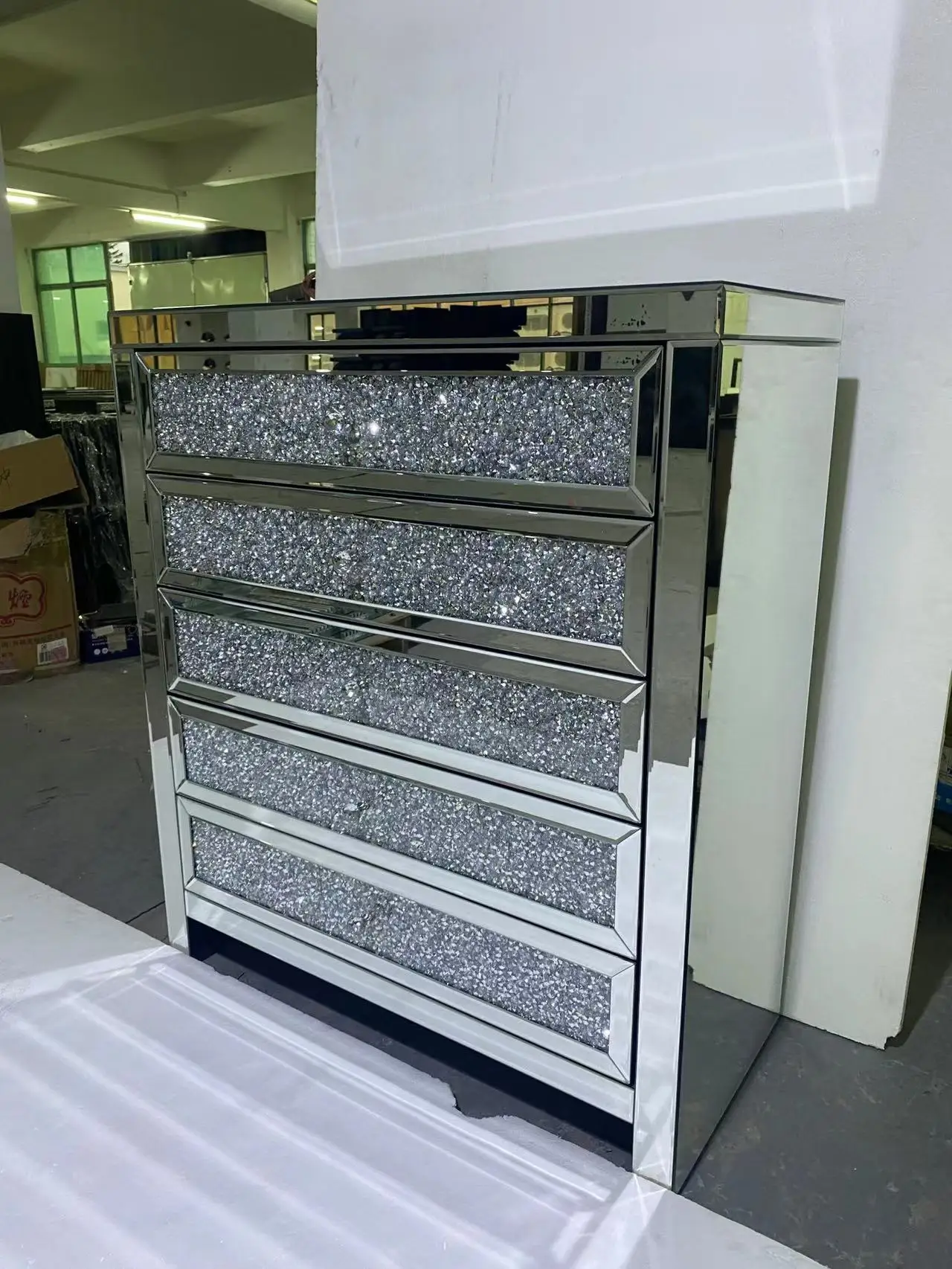 Luxury Living Room Furniture Sparkling Crushed Diamond Glass Standard Bookcase Wine Bar Cabinet