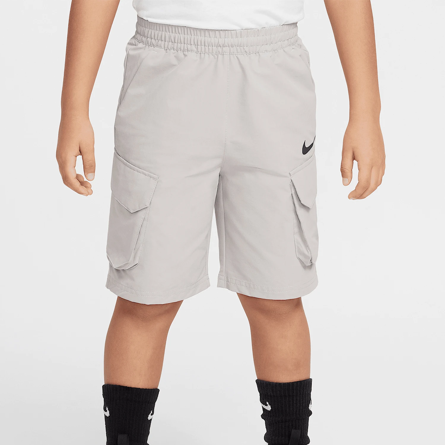 

Оригинальные детские повседневные короткие брюки Nike Dri-FIT с несколькими карманами HQ7816-009