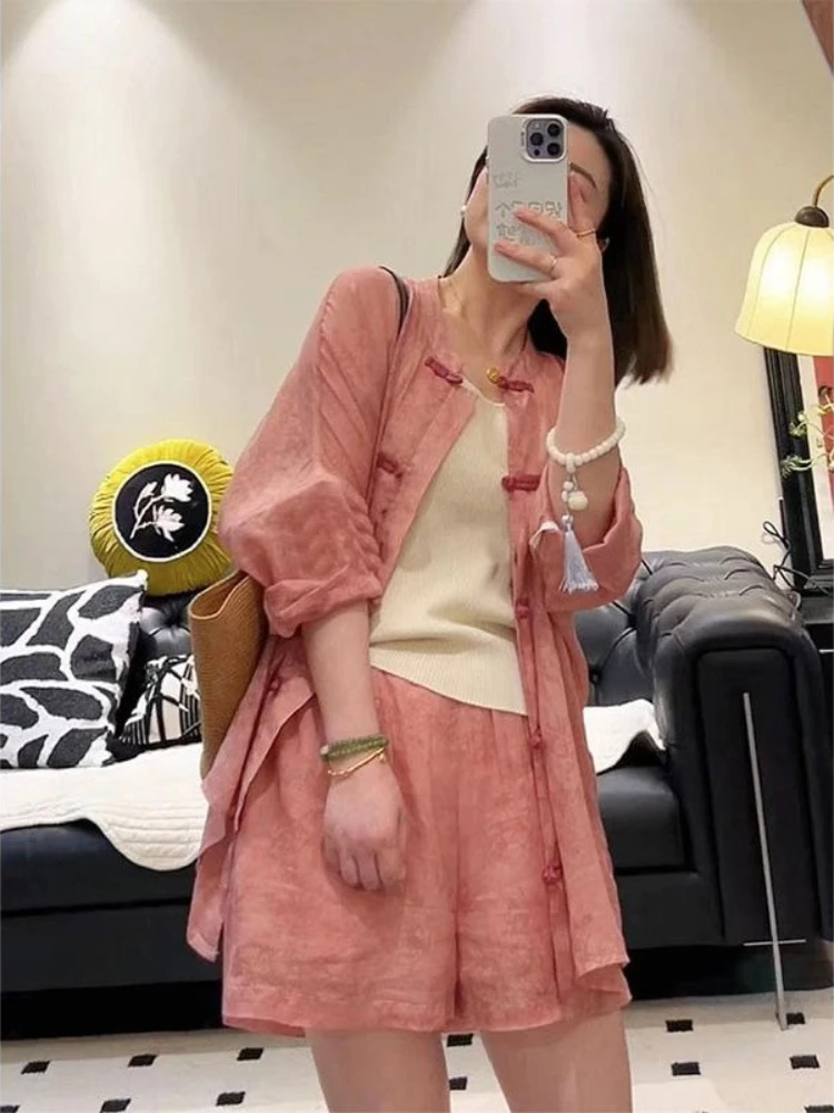 

New Chinese style casual two-piece set solid color buckle round neck long sleeved cotton and linen shirt and wide leg shorts