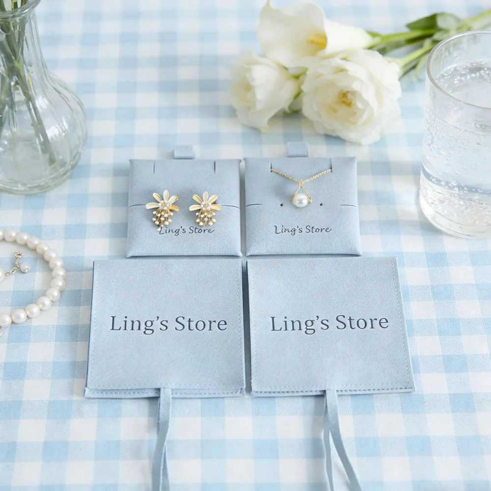 

Custom Logo 8x8cm Jewelry Bag Insert 6x6cm Pad Card Personalized Microfiber Flap Ring Earrings Studs Bracelet Storage Gift Pouch