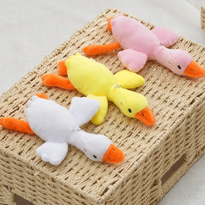 18cm Cartoon Duck Plush Keychain Kawaii Goose Pendant Plush Toys for Women Girls Boys Toy Doll Bag Accessories Car Keyring Gifts