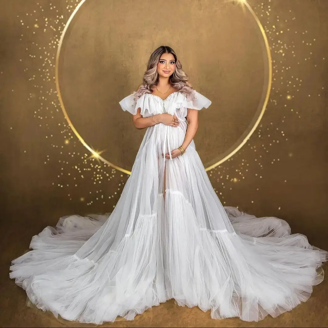 

Off Shoulder White Maternity Robes for Photography Ruffles Pregnant Women Dresses Sexy Front Split Customized Baby Shower Gowns