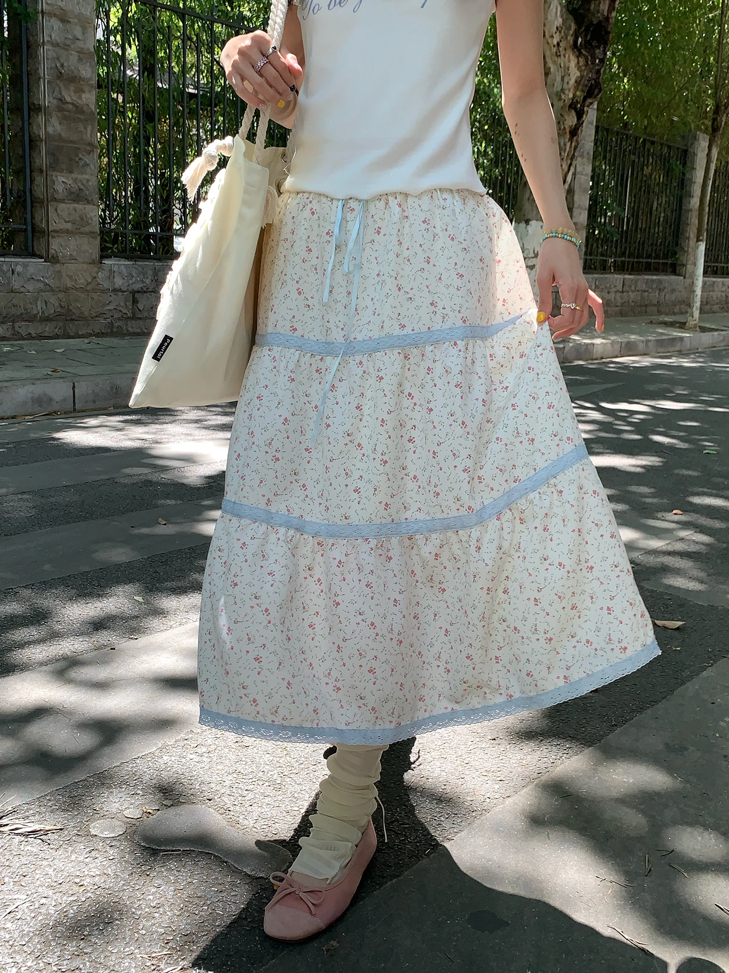 

Новая женская юбка Hollyii в корейском стиле с кружевными вставками и цветочным узором, средней длины, с завышенной талией, А-силуэт, лето 2026