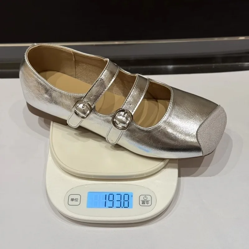 Женские модные туфли на плоской подошве, размеры 35–40, легкие балетки с квадратной головкой и неглубоким носком, мягкие балетки с пряжкой, удобные кожаные одинарные туфли