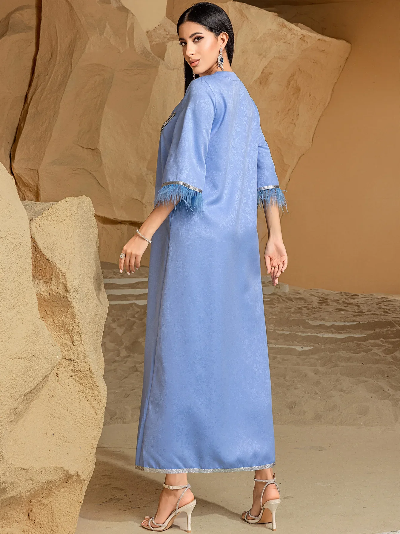 2025 Ramadan Abayaเพชรเย็บปักถักร้อยชุดมุสลิมสําหรับผู้หญิงดูไบตุรกีKaftan Kebaya Caftan Marocain Femme Robe Eid Jalabiya