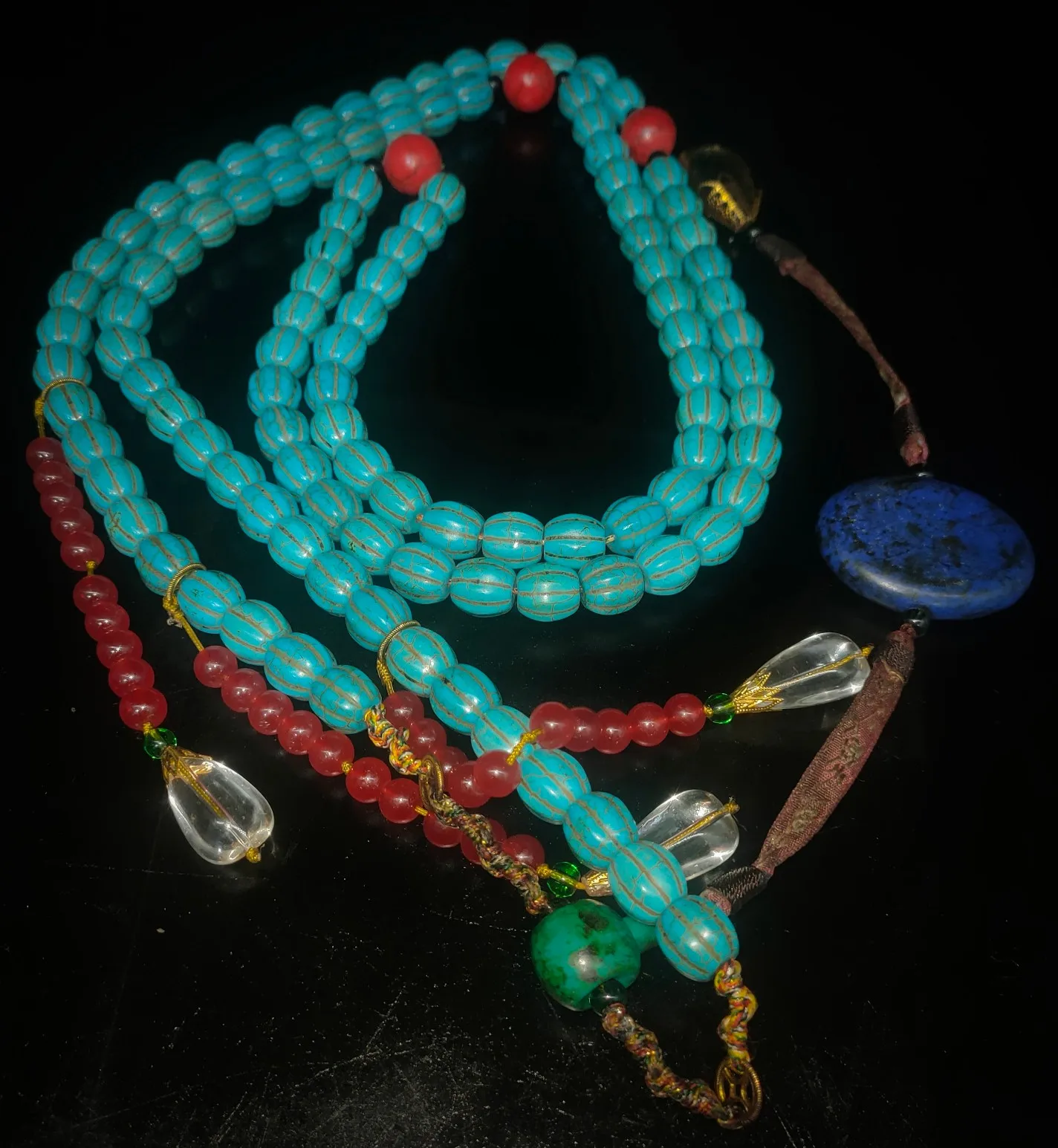 The Chinese collection of the Qing Dynasty collection of imitation turquoise-shaped pumpkin beads many circles