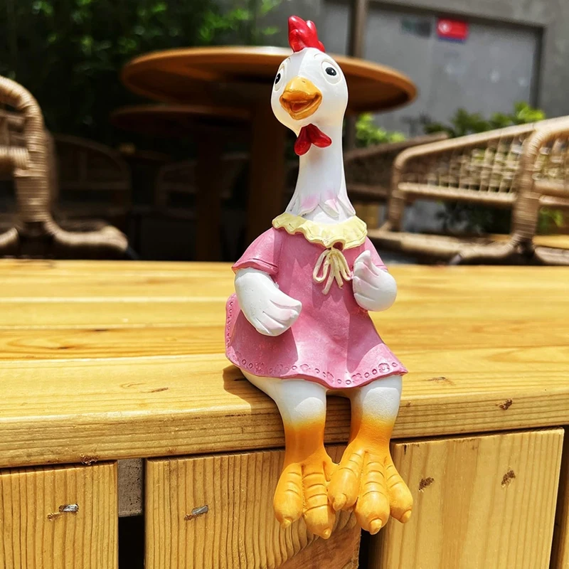 Couple Duck Garden Statues Cartoon Resin Cute Sitting Chicken Sculpture Goose Lovers Figurine Gift Decoration For Home