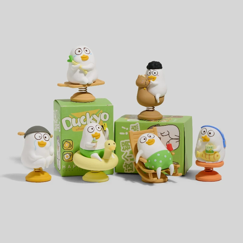 Cute White Duck Wobble Bobblehead Figurine Mini Cartoon Duckling Desk Ornament Office Desk Toy Car Dashboard Decor Gift