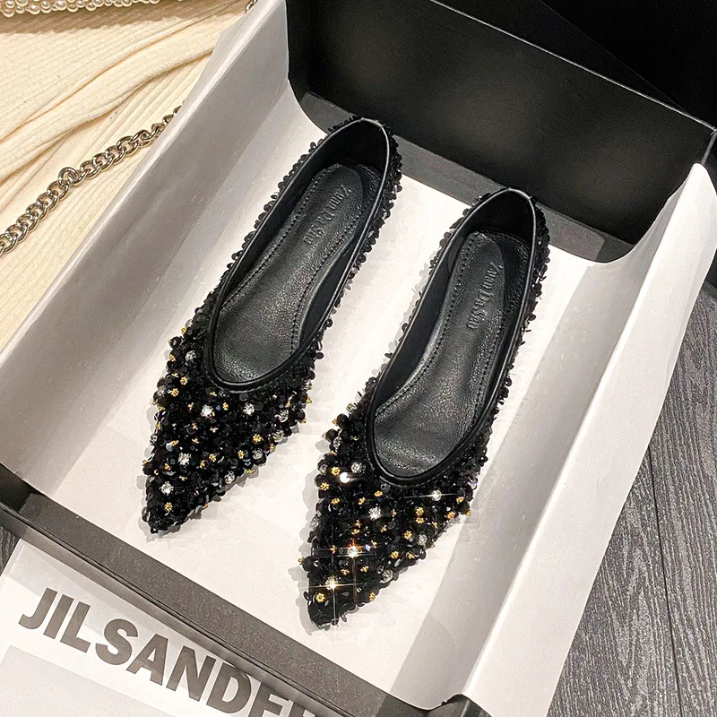 Big Size Shoes Woman Crystal Casual Female Sneakers Pointed Toe Flats Shallow Mouth Large Size Rhinestone New Dress Glitter