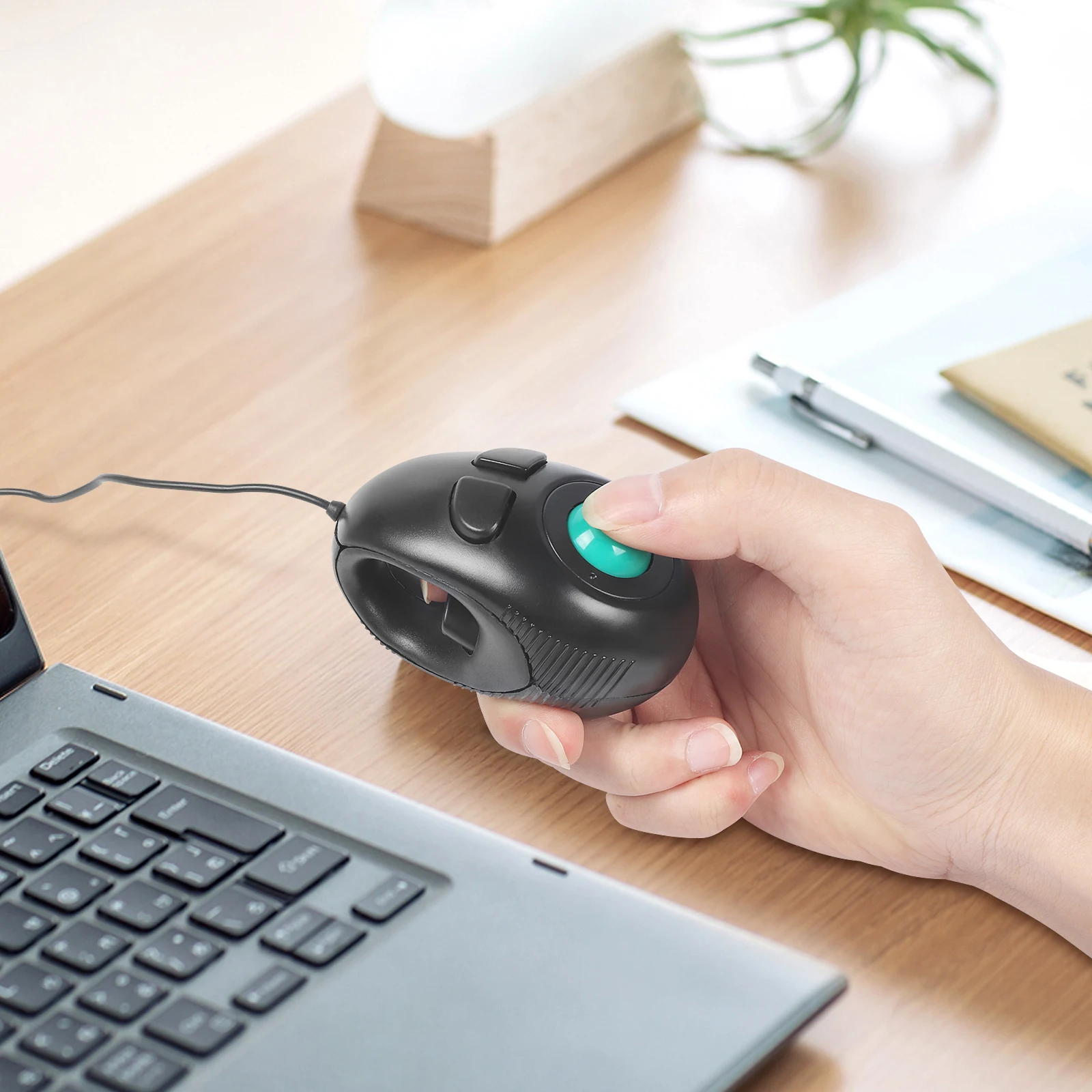 

Wired Handheld Trackball Mouse Ergonomic High-Precision Portable Left And Right Hand Silent Lazy Mice Desktop Laptop Universal