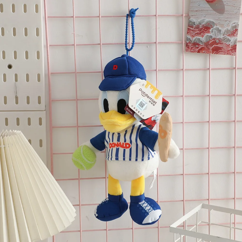 Disney genuíno requintado pato donald boneca de pelúcia pingente chaveiro bonito mochila chave do carro decoração pingente crianças presente aniversário