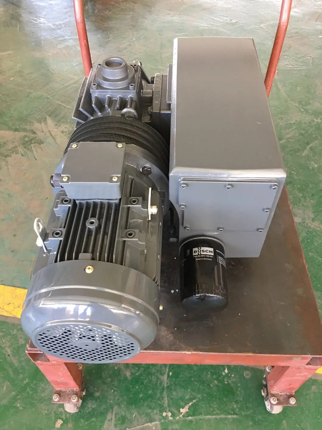 XD-140 98CFM 60Hz Rotary Vane Vacuum Pump Animation for Industrial Vacuum Systems