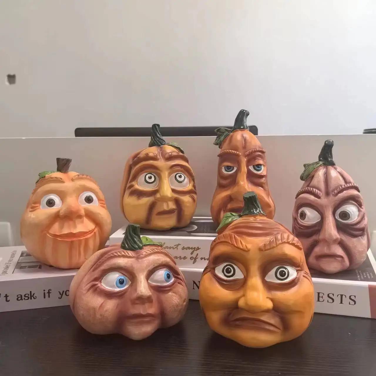 

New Halloween Pumpkin Atmosphere, Quirky Coffee Decorations, Resin Pumpkin Heads, Handicrafts, Ornaments, Personalized Gifts