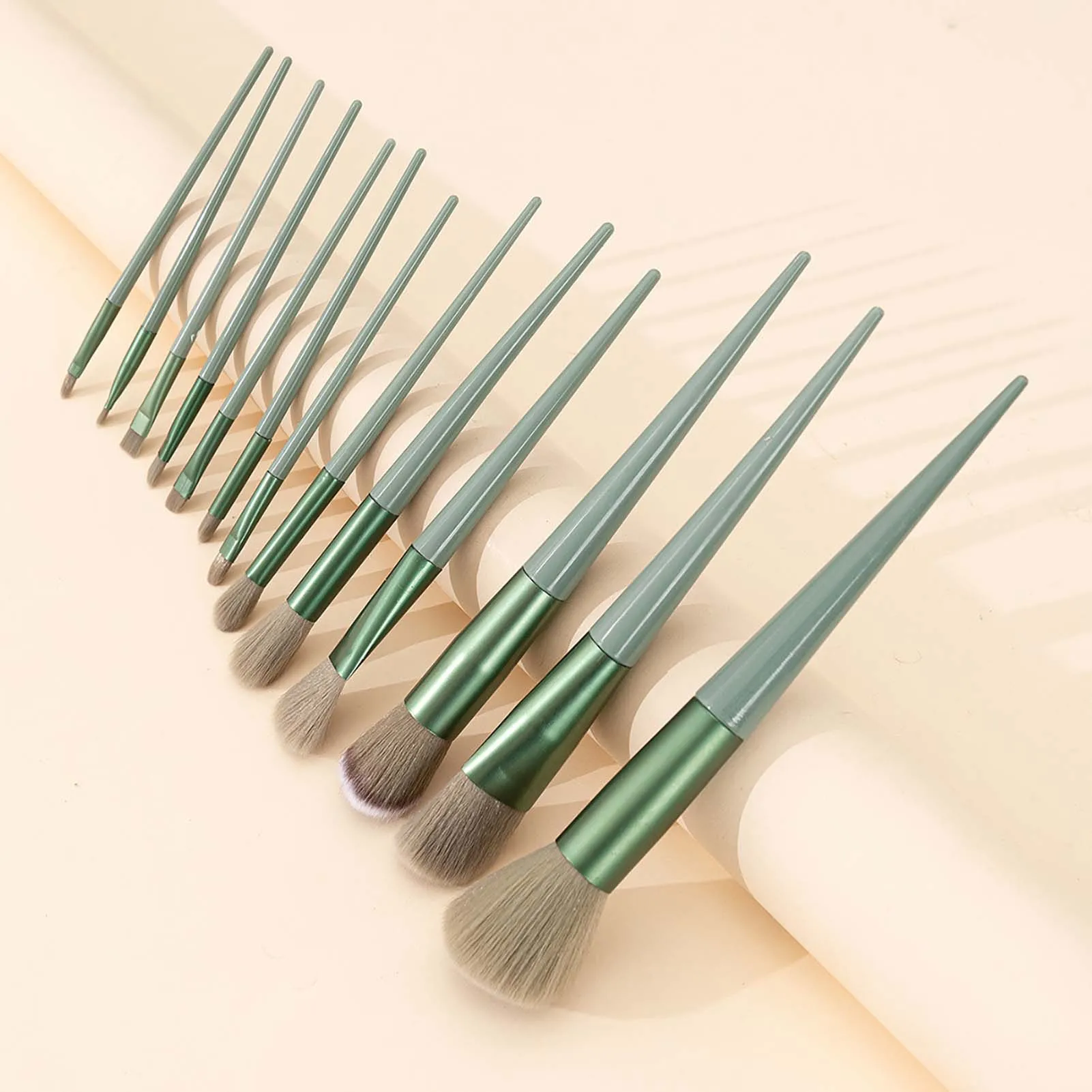 13PCS Makeup Brush Set Super Soft Foundation Eyeshadow Blending Brushes Professional Cosmetic Makeup Tools Kit for Women Girls