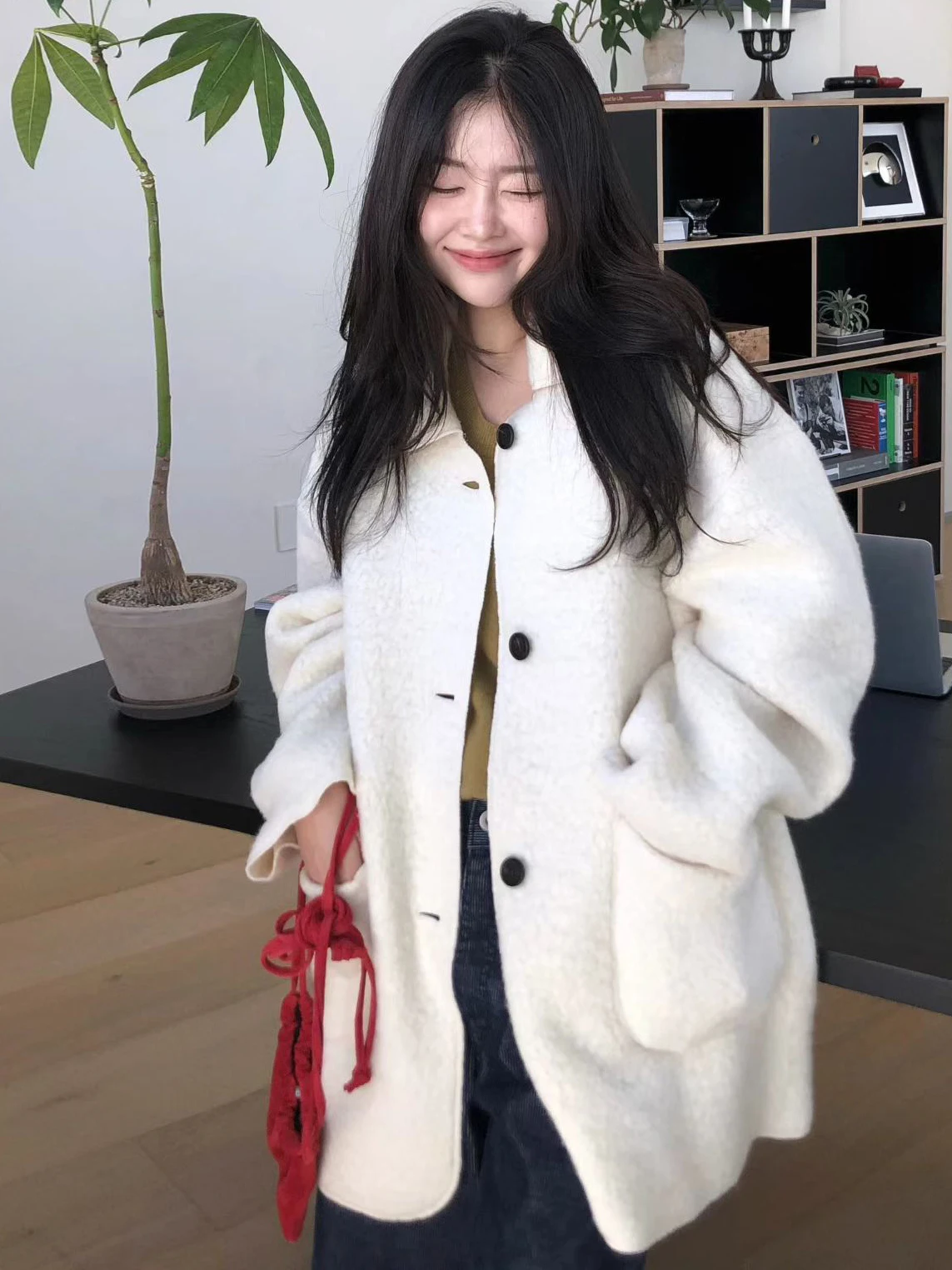 

Korean Faion Lamb Fur Collar Ele Versatile Women's Coat Single Button High End Feel Winter Outerwear Gentlewomen