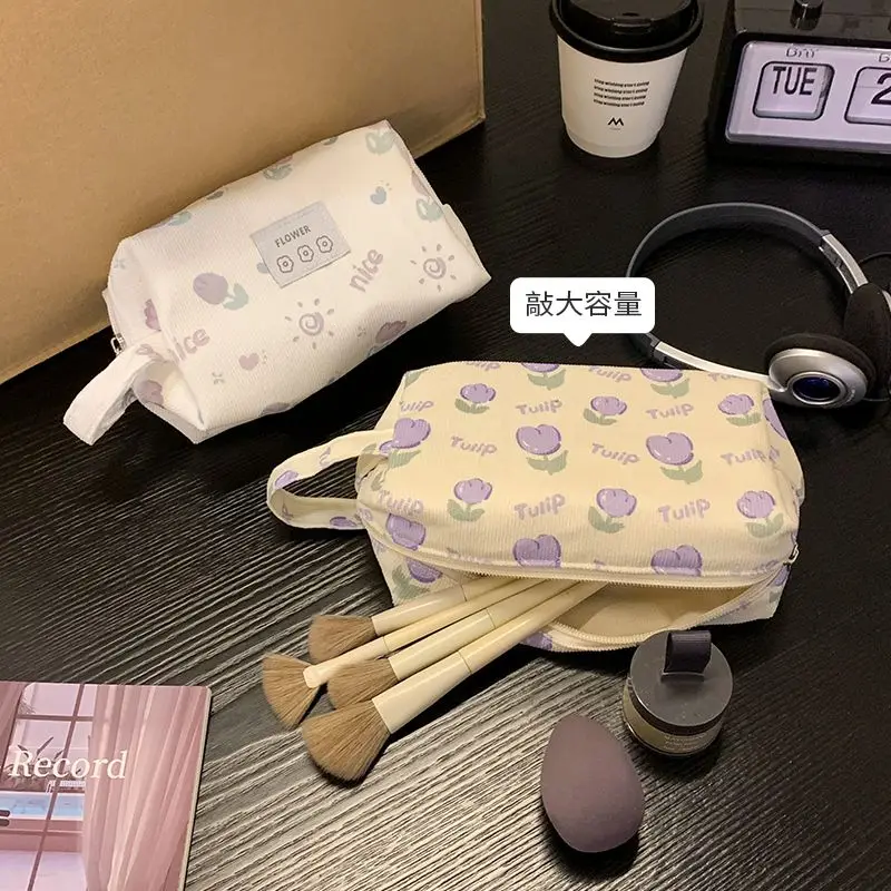 Borsa per il trucco alla moda per le donne borsa per cosmetici da viaggio portatile di grande capacità per custodia per il trucco delle ragazze Delicate