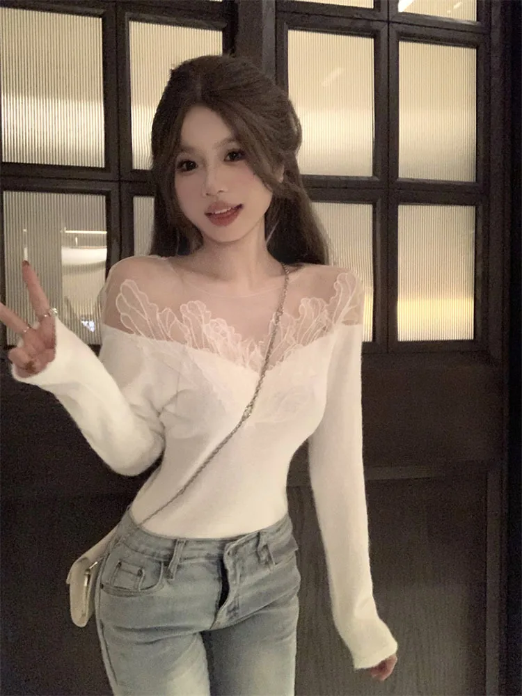 Korean Style HotSweet Long Sleeve Knitwear T-Shirts  Women\'s Autumn Off Shoulder Lace Stitching T-Shirts Short Bottoming Tops