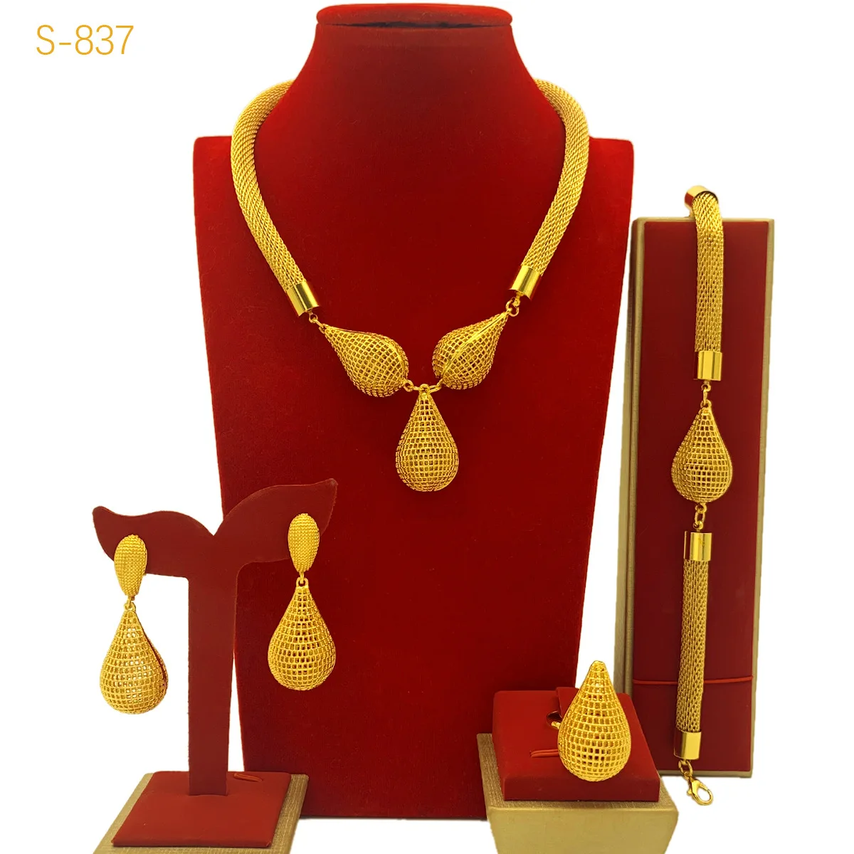 

Disc Minimalist Luxury Necklace Bracelet Earrings Ring 4-Piece Set Women 24K Gold AU999 - Warm gold, neat disc, fine craft