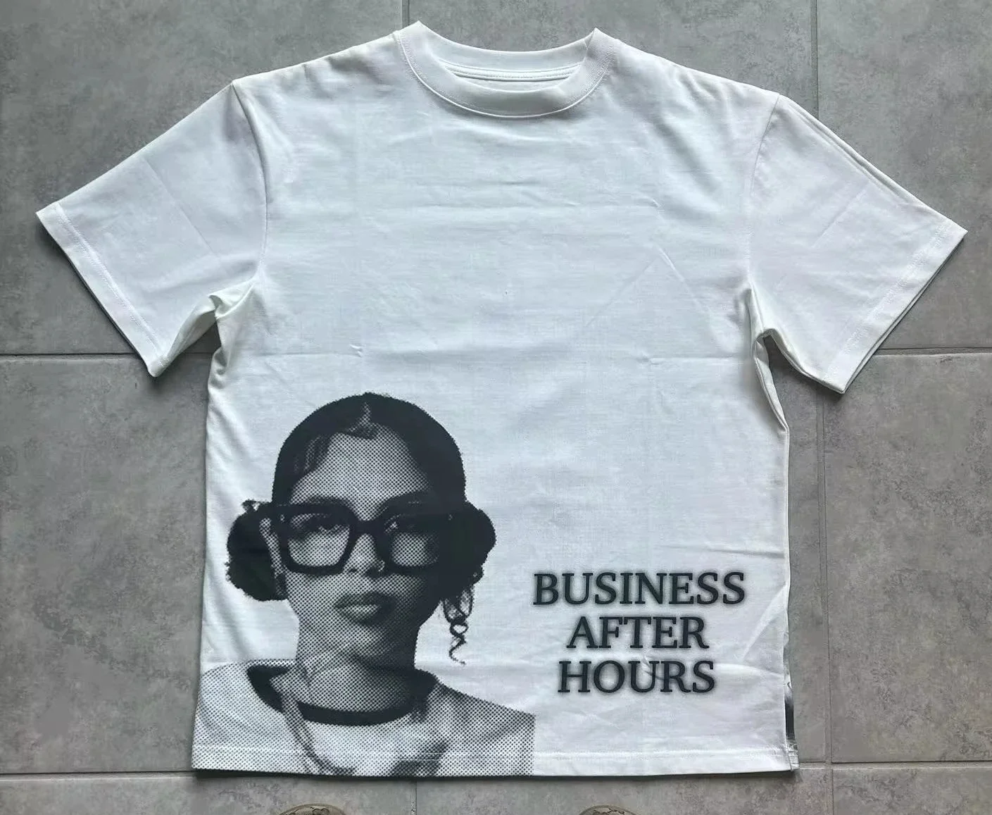 Europe and America Hip Hop Character Printed Oversized T-Shirt Mens and Womens Retro Tshirt Street Casual Y2k Short Sleeved Tops