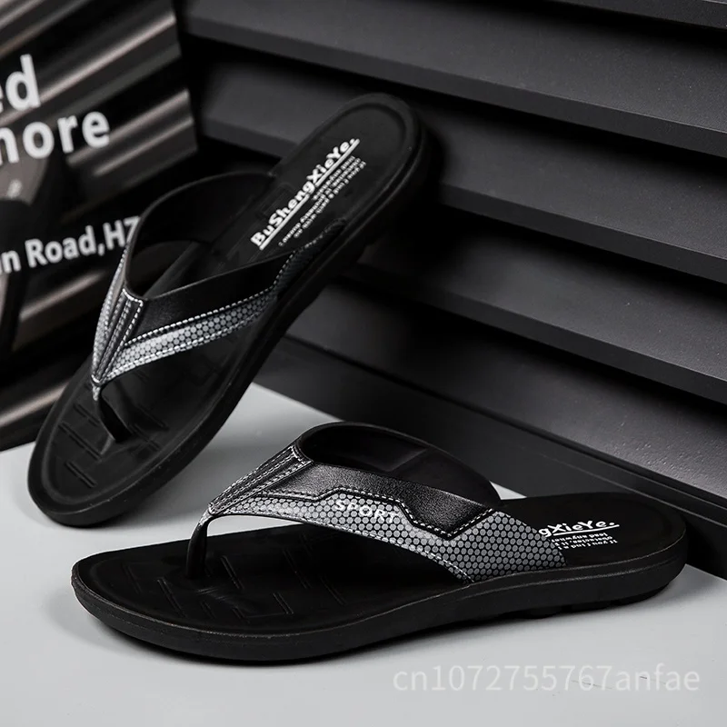 Lightweight Leather Men Flip Flops Comfortable Men Slippers Non-slip Men Casual Shoes Clogs Men  Sandals Beach Trekking Sneakers