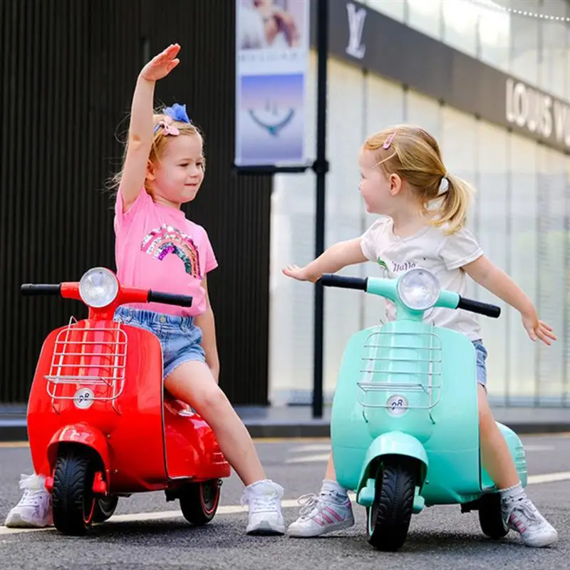 Motocicleta eléctrica de tres ruedas para niños, Scooter de Gas con música para niños de 1 a 6 años, juguetes de coche, triciclo de accionamiento