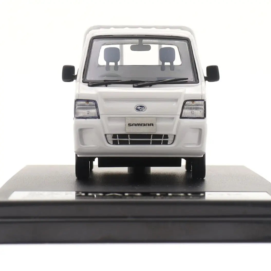 1:43 Handmade Resin Accurate Scale Model For SAMBAR TRUCK TC 2011 High-Quality WhiteCast Car Model Collection Decoration