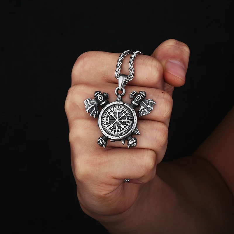 2023 New 316L Stainless Steel Viking Vegvisir Amulet Shield And Crossed Axes Necklace Mythology Pendant Charm Jewelry Boy Gift