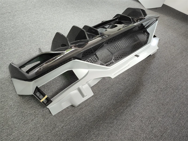

New Half Carbon Fiber Rear Bumper Body Kit for Lamborghini LP700 Upgrade SVJ Style